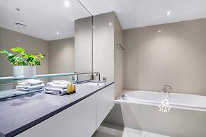 Circle on Cavill - Q Stay