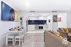 Circle on Cavill - Q Stay