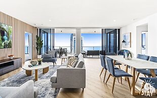 Circle on Cavill - Q Stay