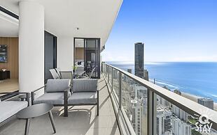 Circle on Cavill - Q Stay