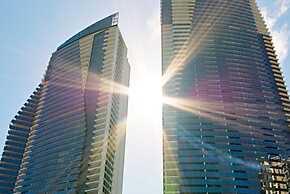 Circle on Cavill - Q Stay