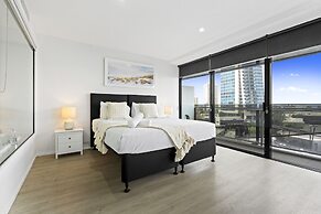 Circle on Cavill - Q Stay