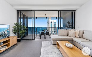 Circle on Cavill - Q Stay