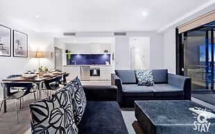 Circle on Cavill - Q Stay