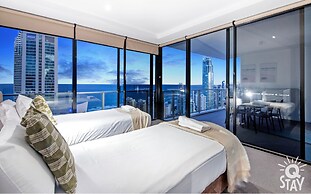 Circle on Cavill - Q Stay