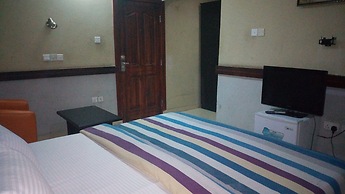 Brighton Hotel and Suites