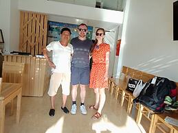 Cat Ba Valentine Hotel