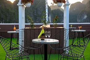 Cat Ba Valentine Hotel