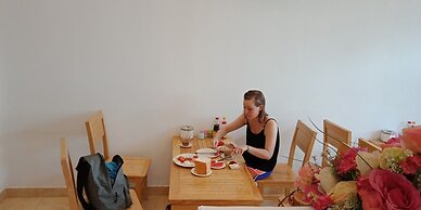 Cat Ba Valentine Hotel