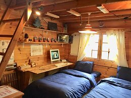 Guest House Chalet Sielu