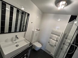 Hotel Arok