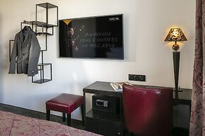 Hotel Arok