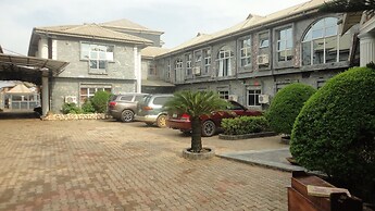Hamak Suites and Garden