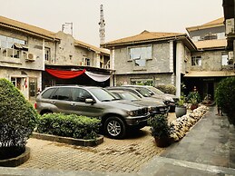 Hamak Suites and Garden