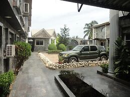 Hamak Suites and Garden