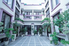 Enkay Residency V Block-Cyber City