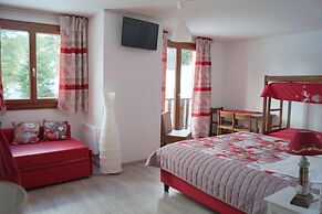 Le Blanchon Hotel