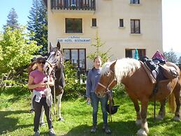 Le Blanchon Hotel