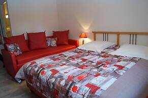 Le Blanchon Hotel