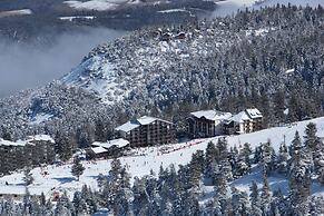 Le Blanchon Hotel