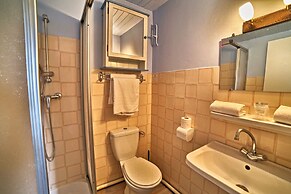 Le Blanchon Hotel