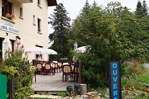 Le Blanchon Hotel