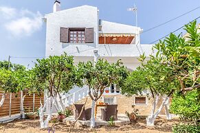 Agia Pelagia Blue Apt 50m from Sea