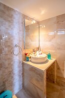 Agia Pelagia Blue Apt 50m from Sea