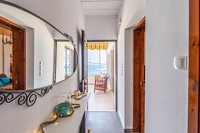 Agia Pelagia Blue Apt 50m from Sea