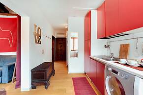 Bragora Smoochy Attic Venice