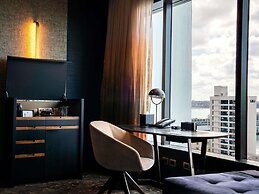 SO/ Auckland
