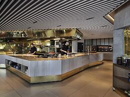 SO/ Auckland