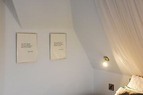 The Strand Hotel, the former residence of Oscar Wilde