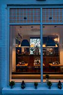 The Strand Hotel, the former residence of Oscar Wilde