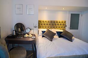 The Strand Hotel, the former residence of Oscar Wilde