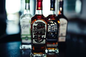 The Strand Hotel, the former residence of Oscar Wilde