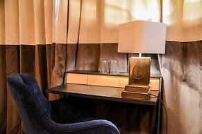 The Strand Hotel, the former residence of Oscar Wilde