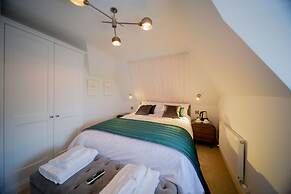 The Strand Hotel, the former residence of Oscar Wilde