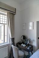 The Strand Hotel, the former residence of Oscar Wilde