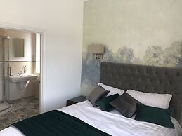 The Strand Hotel, the former residence of Oscar Wilde