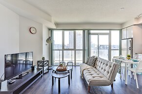 Stunning Harbourfront Condo