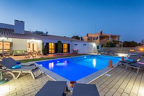 Vila Sta Teresinha Suites