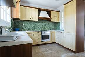 Lovely 3-Bedroom House in Tinos