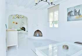 Cozy 2-bedroom House in Tinos
