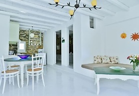 Cozy 2-bedroom House in Tinos