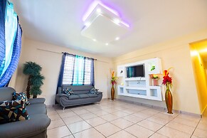 Colinas del Atlantico Vacational House 2nd Floor