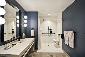 Hotel Indigo Kansas City - The Crossroads by IHG