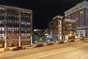 Hotel Indigo Kansas City - The Crossroads by IHG