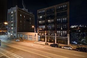 Hotel Indigo Kansas City - The Crossroads by IHG