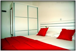 Ark Beach Hotel